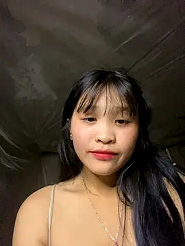 Snapshot of mika-bae chatting on October 8, 2025, 4:54 am mika-bae online show from October 8, 2025, 4:54 am