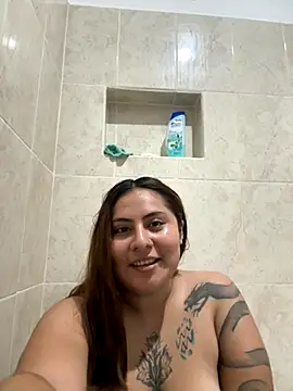 Snapshot of Edalyn29 chatting on October 4, 2025, 2:31 am Edalyn29 online show from October 4, 2025, 2:31 am