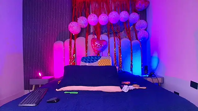 abbyrouss  online show from February 14, 2026, 3:03 am