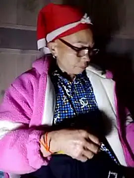 -Xuka-200 online show from November 27, 2025, 1:24 pm