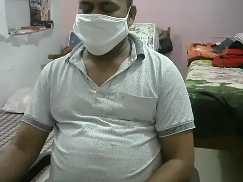 Famit025 online show from February 7, 2026, 5:05 pm