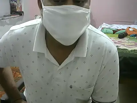 Famit025 online show from February 21, 2026, 7:37 pm