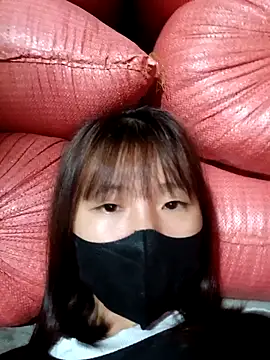 kata-00 online show from October 9, 2025, 12:14 pm