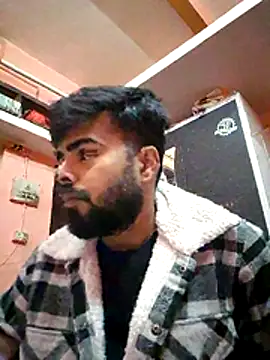 soniriyaa010101 online show from January 14, 2026, 1:17 pm