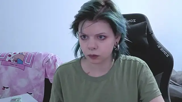 Alice Zev online show from September 9, 2025, 7:35 pm