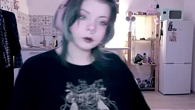 Alice Zev online show from April 1, 2026, 12:22 am