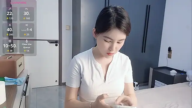 luckckcj online show from November 9, 2025, 5:17 am