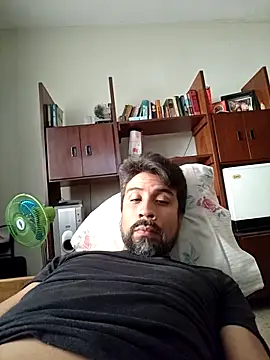 Snapshot of Mac50rus chatting on September 30, 2025, 8:47 pm Mac50rus online show from September 30, 2025, 8:47 pm