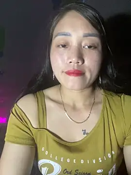 chipp-bong online show from November 8, 2025, 1:11 pm