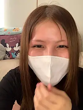 -Hikari-00- online show from November 7, 2025, 4:34 am