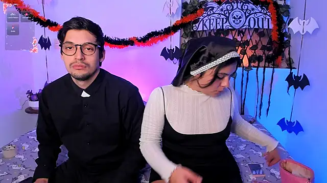 Snapshot of kylietimothee chatting on October 23, 2025, 6:06 pm kylietimothee online show from October 23, 2025, 6:06 pm