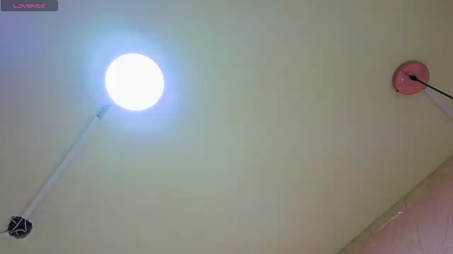 april bennett online show from February 17, 2026, 12:12 pm