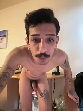 bisexevaa online show from April 16, 2026, 8:48 am