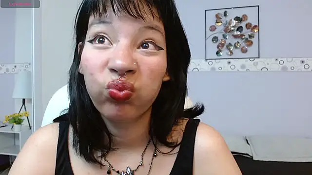 FresaAnix online show from October 16, 2025, 7:37 pm