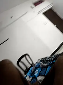 Chanderi19 online show from October 3, 2025, 4:59 pm