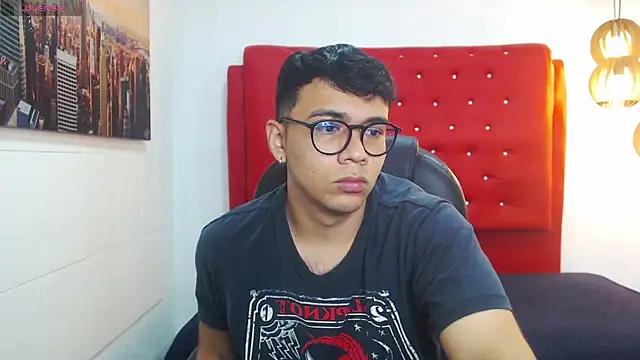 titanxero online show from November 11, 2025, 1:00 pm