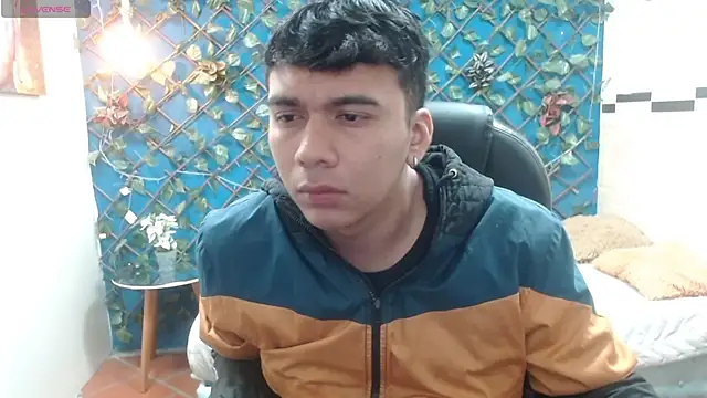 titanxero online show from November 21, 2025, 1:21 pm