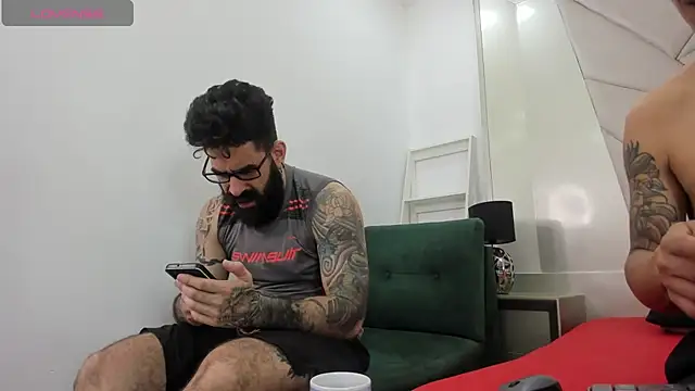 Snapshot of Harald_Smed chatting on November 12, 2025, 1:22 pm Harald Smed online show from November 12, 2025, 1:22 pm