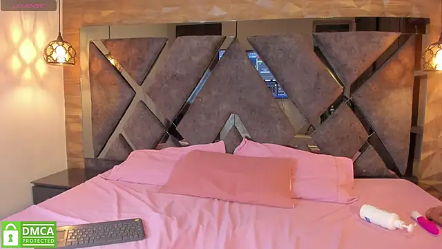 Sussy Vixen online show from February 12, 2026, 5:13 am