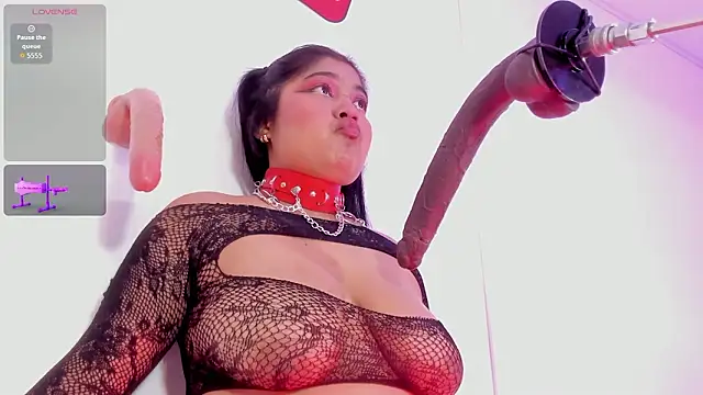 mysticlatina1 online show from February 24, 2026, 11:41 am