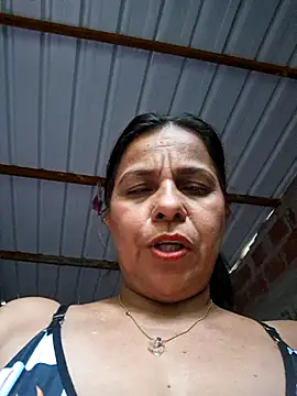 Lucerito-Hot online show from November 22, 2025, 11:42 am