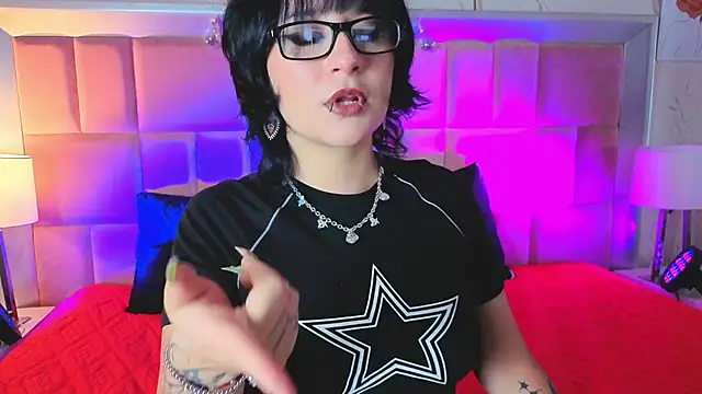 RobinBennett online show from May 11, 2026, 1:28 pm