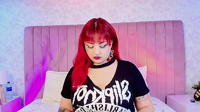 RavenVamp online show from December 4, 2025, 9:12 pm