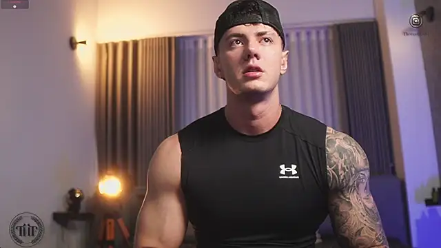 Thomas Falcon online show from October 22, 2025, 1:17 am