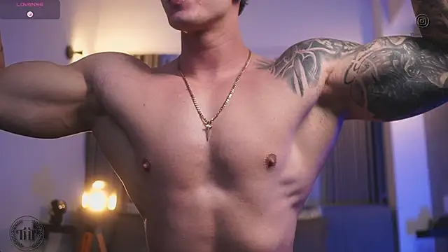 Thomas Falcon online show from October 27, 2025, 12:58 am