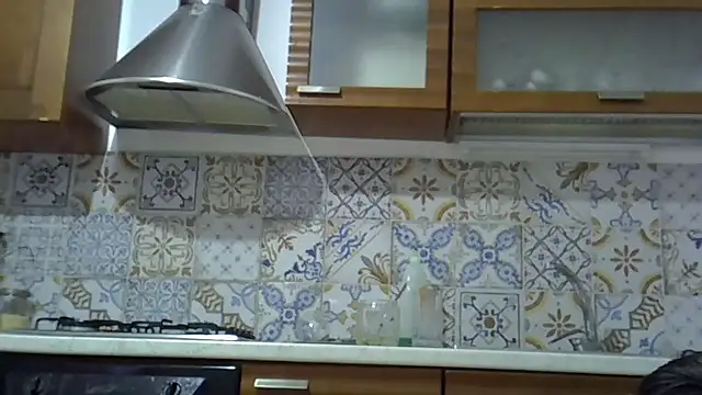 Astrid3 online show from April 1, 2026, 6:05 pm