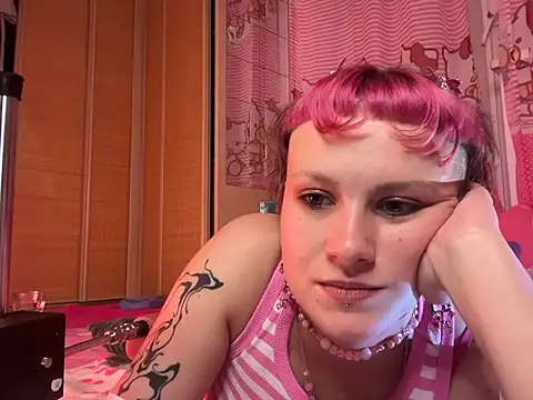 Snapshot of MystiqueRoxy chatting on September 10, 2025, 2:44 am MystiqueRoxy online show from September 10, 2025, 2:44 am