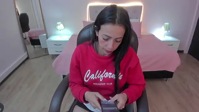 Mariam Lopez   online show from February 27, 2026, 3:39 am