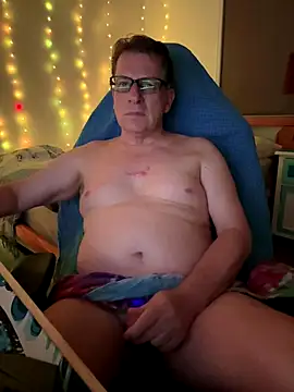 ice717 online show from November 24, 2025, 11:21 am