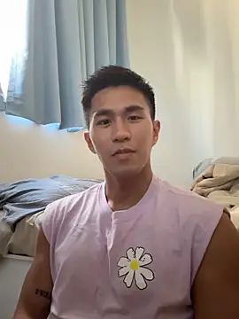 gooodboiii online show from September 12, 2025, 8:03 am