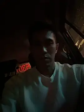 gooodboiii online show from October 27, 2025, 2:32 pm