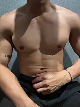 gooodboiii online show from April 16, 2026, 3:13 pm