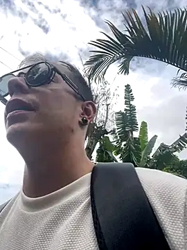 dimitryivanovv online show from October 7, 2025, 1:30 pm