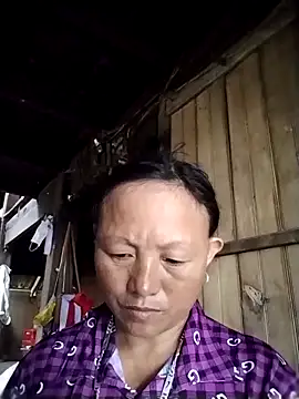 Snapshot of Samdim23 chatting on October 20, 2025, 4:13 am Samdim23 online show from October 20, 2025, 4:13 am