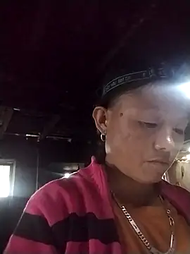 Snapshot of Samdim23 chatting on November 9, 2025, 2:10 am Samdim23 online show from November 9, 2025, 2:10 am