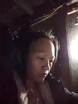 Snapshot of Samdim23 chatting on November 17, 2025, 1:17 pm Samdim23 online show from November 17, 2025, 1:17 pm