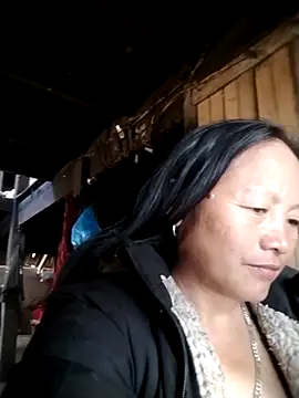 Snapshot of Samdim23 chatting on November 23, 2025, 3:06 am Samdim23 online show from November 23, 2025, 3:06 am