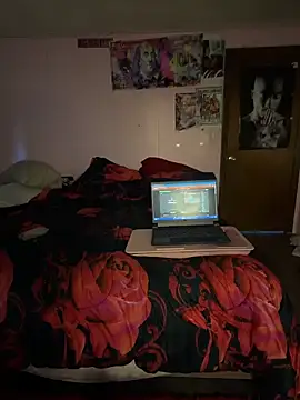 shortywidaphatty online show from February 2, 2026, 1:54 pm