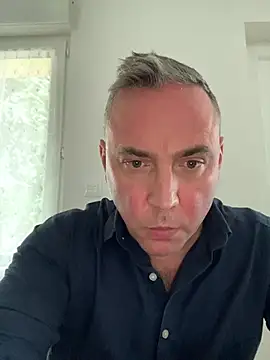 Marronglace1 online show from February 3, 2026, 10:53 am