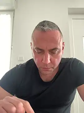 Snapshot of Marronglace1 chatting on March 25, 2026, 1:50 pm Marronglace1 online show from March 25, 2026, 1:50 pm