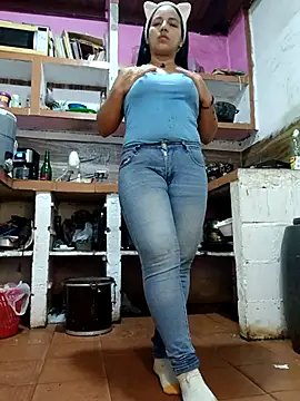 Snapshot of girlpee chatting on December 19, 2025, 10:55 am girlpee online show from December 19, 2025, 10:55 am