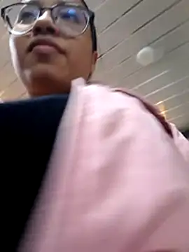 susan mooree online show from January 7, 2026, 8:00 pm