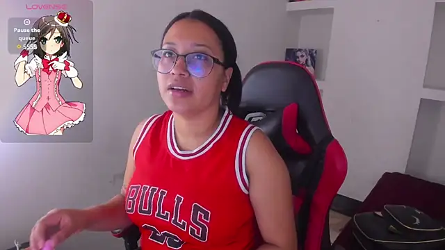 susan mooree online show from April 15, 2026, 7:58 pm