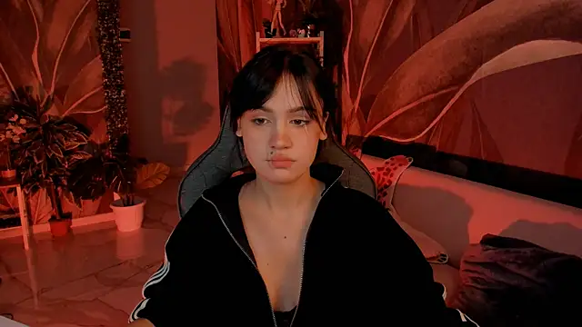 Snapshot of MonicaFarmer chatting on November 1, 2025, 2:41 pm MonicaFarmer online show from November 1, 2025, 2:41 pm