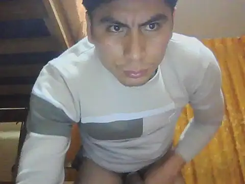 Migueles96 online show from October 17, 2025, 6:49 am