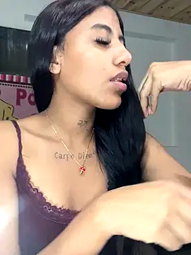 Deysha Garcias online show from October 31, 2025, 1:28 am